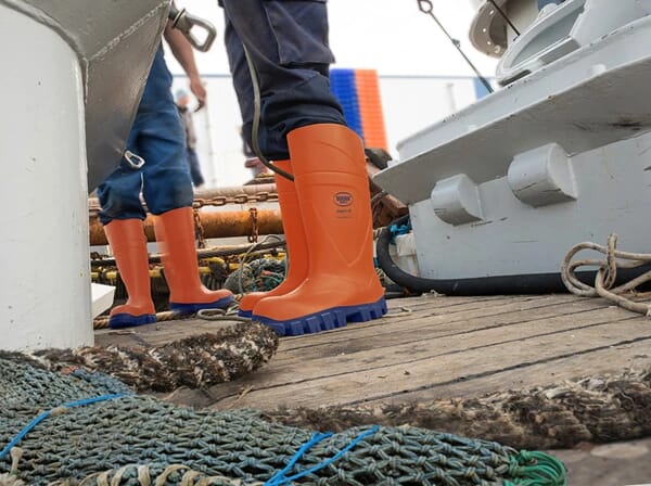 BEKINA-STEPLITEX THERMOPROTEC SAFETY WELLINGTONS - NON-METALLIC TOE CAP AND MID SOLE - ORANGE
