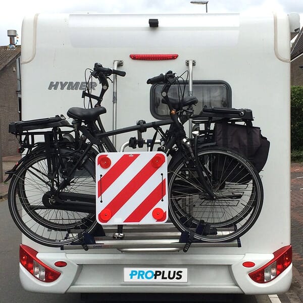 PLASTIC REAR WARNING SIGN WITH REFLECTORS - 50X50CM