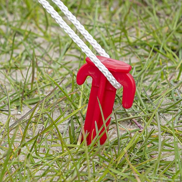 PLASTIC TENT PEGS - 19CM - SET OF 6 PIECES