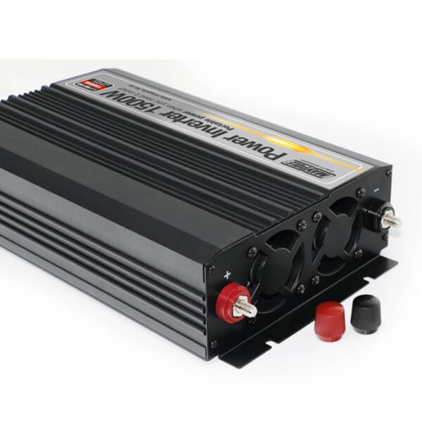 MP56150 1500W 12V/230V Power Inverter with USB
