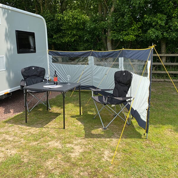 3-PANEL WINDBREAK - STEEL POLES - 500X140CM