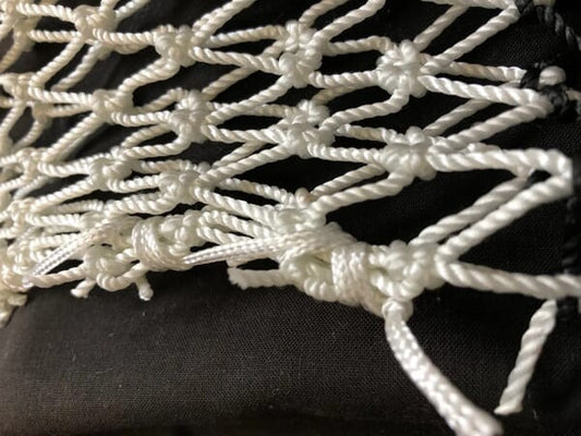 NYLON ENTRANCE NETTING ROLL - WHITE -  210/72 -  2000 MESHES LONG - 8.5 MESHES DEEP