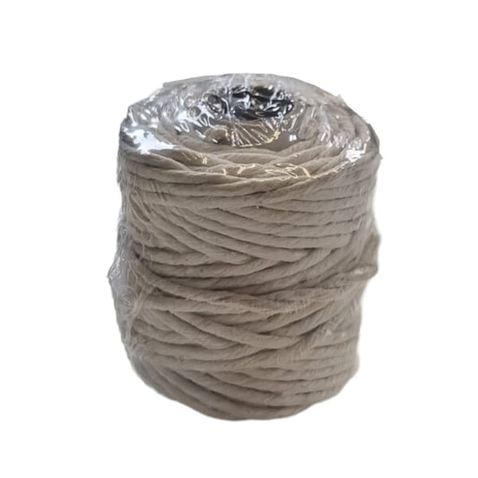 BALL OF MEDIUM COTTON STRING